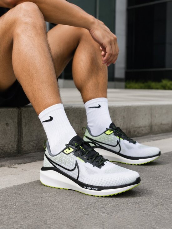 Nike Vomero 17 Mens 15 ZoomX White Volt Running Shoes NWOT main image 4
